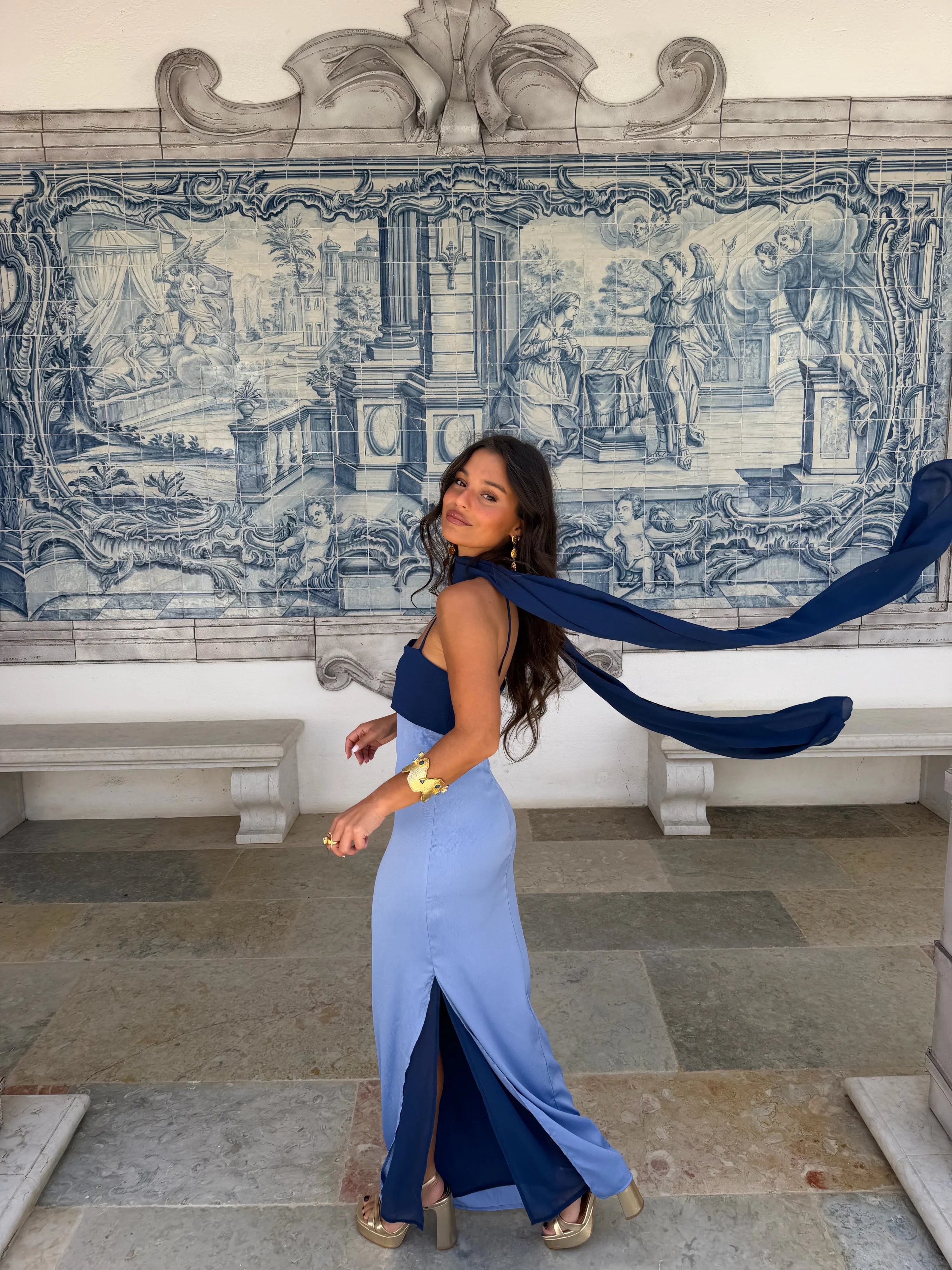 Vestido Zahara en azul — Edición limitada