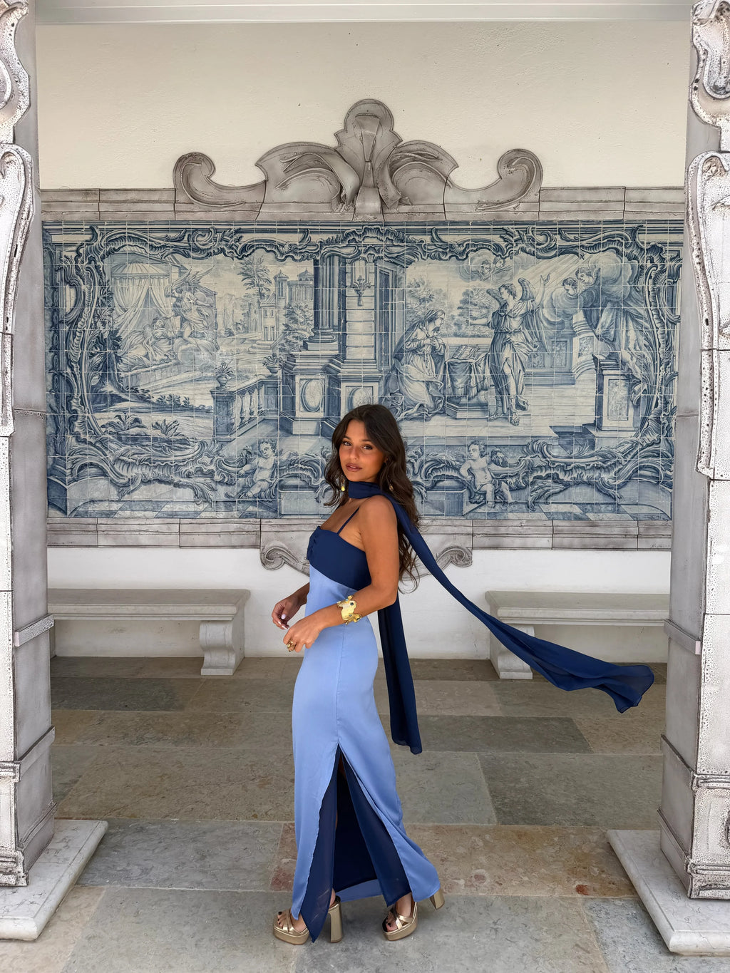 Vestido Zahara en azul — Edición limitada