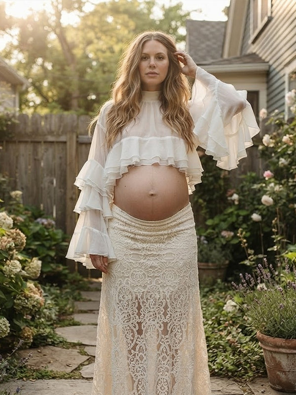 Top Premamá Blanco Roto con Volantes, Transparencias y Manga Acampanada