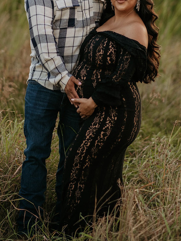 Vestido Premamá Maxi Negro de Encaje con Hombros Descubiertos y Volantes
