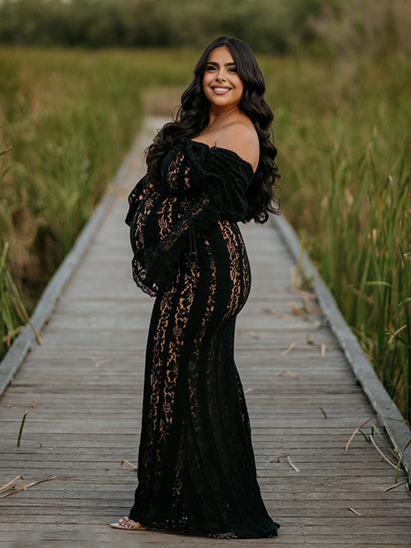 Vestido Premamá Maxi Negro de Encaje con Hombros Descubiertos y Volantes