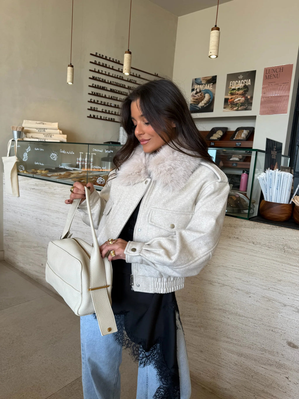 Chaqueta Siena Beige con Cuello de Pelo™