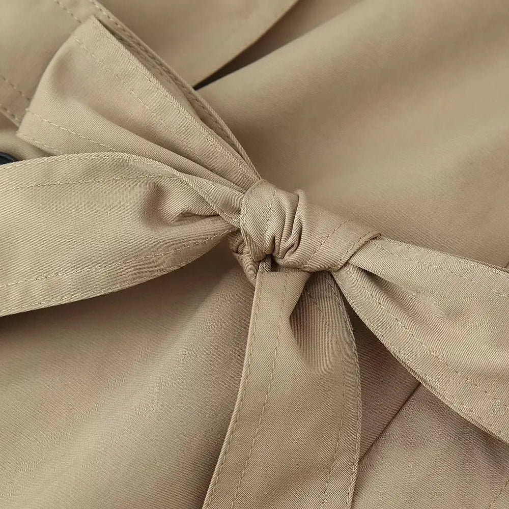 Gabardina Corta para Mujer | Trench Cruzado con Cuello Alto y Cinturón