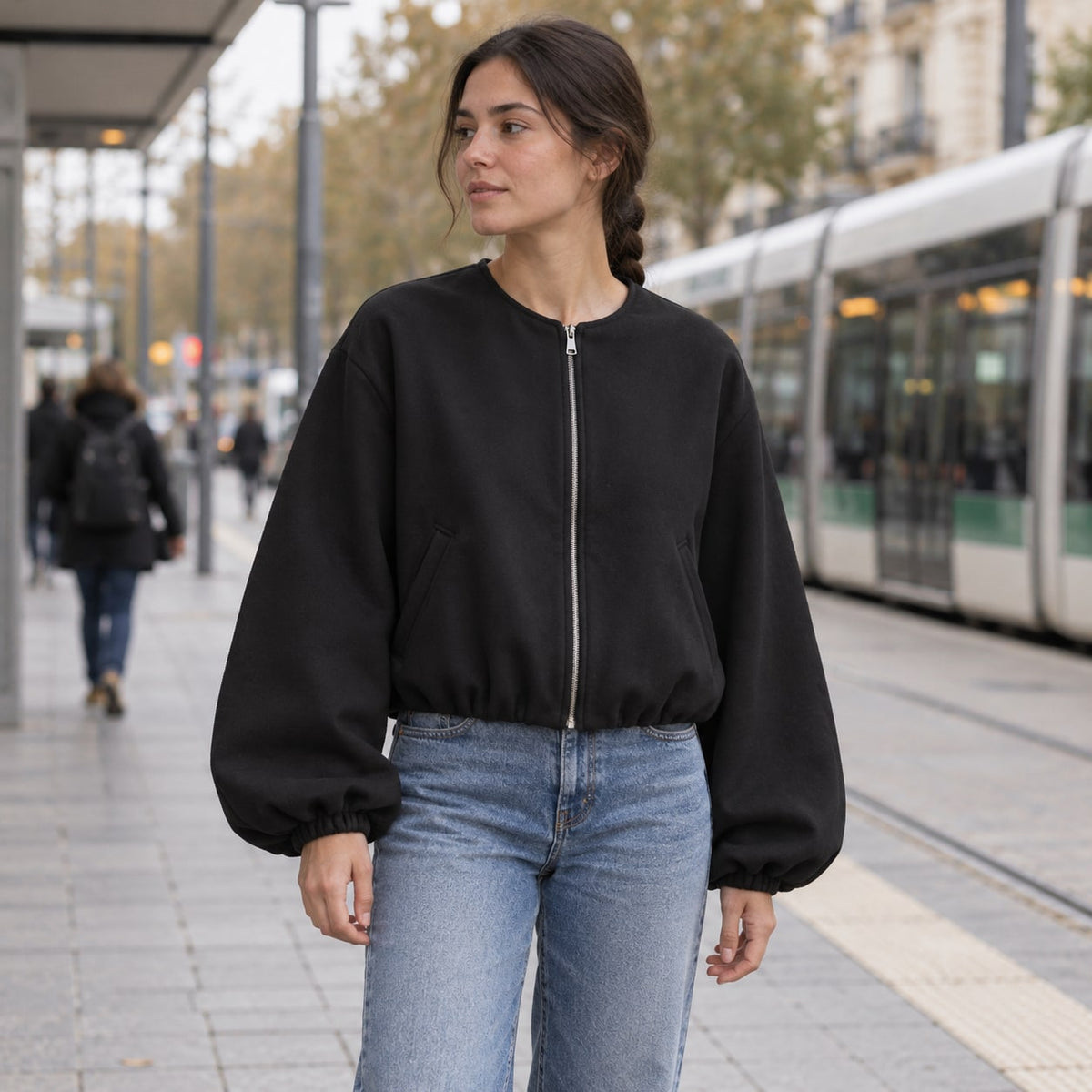 Chaqueta Bomber Cropped para Mujer | Deportiva de Manga Larga con Cremallera