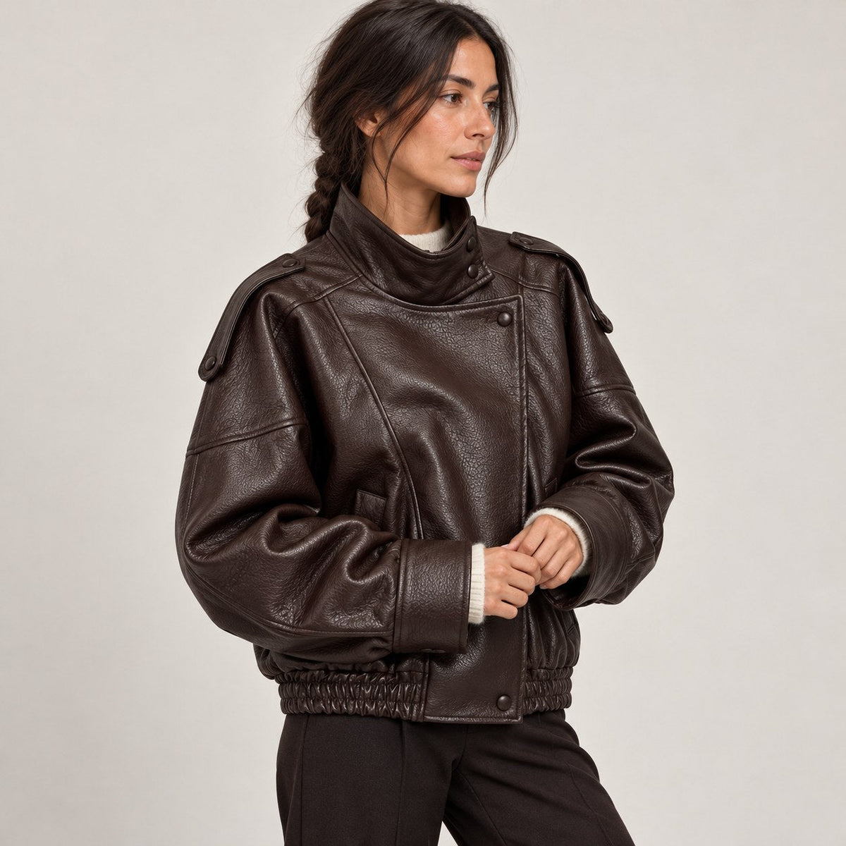 Chaqueta de Piel Sintética Oversize para Mujer | Bomber Motero de Cuello Alto
