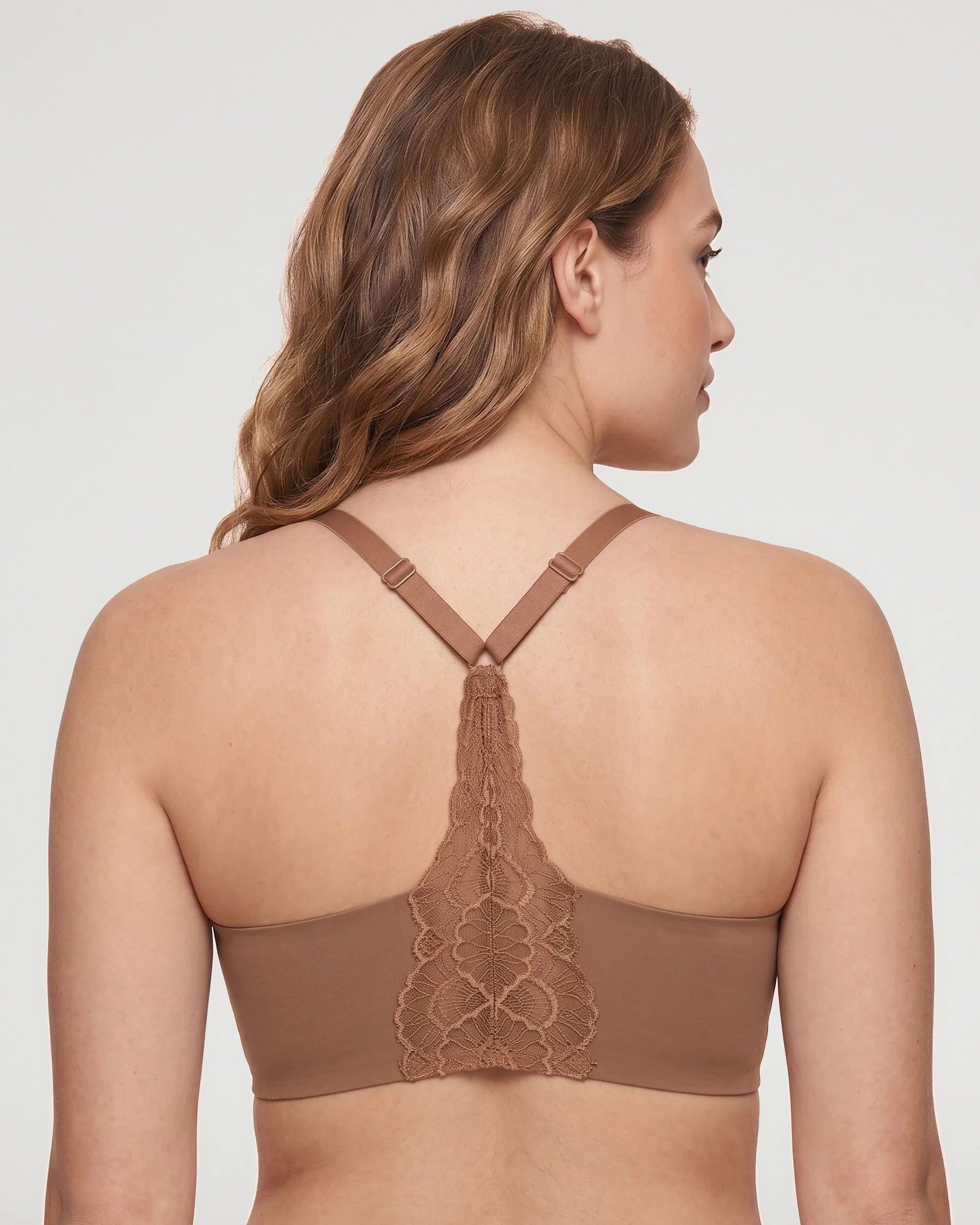 Bralette de Encaje con Escote V y Espalda Nadadora - Aura Barcelona