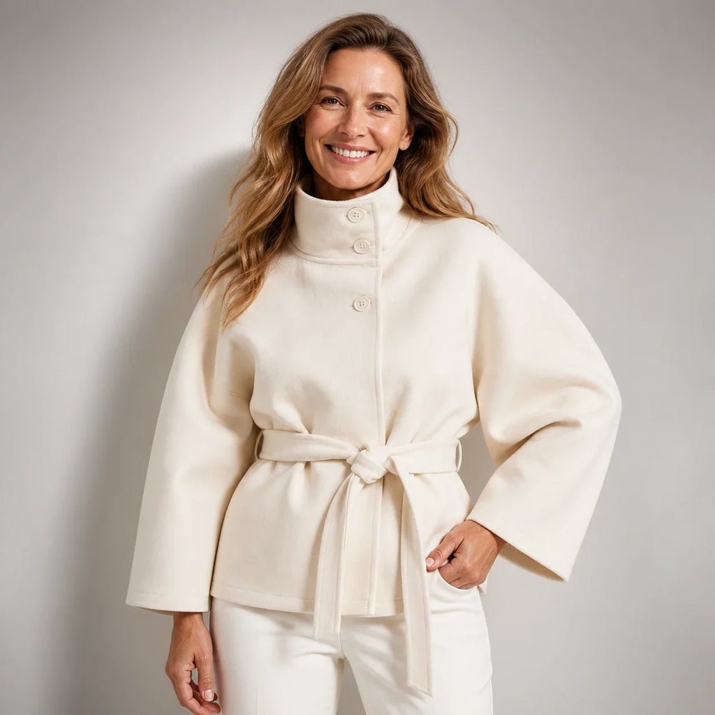 Cayetana™ | Capa elegante con cintura ajustable - Aura Barcelona - imagen 23
